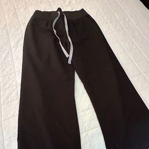 Figs Livingston scrub pants